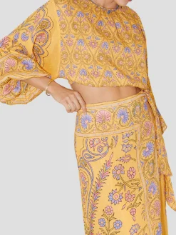 Darjeeling Full Sleeve Crop Top