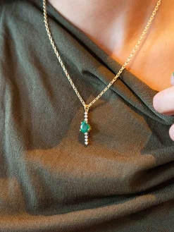 In Line Emerald Pendant
