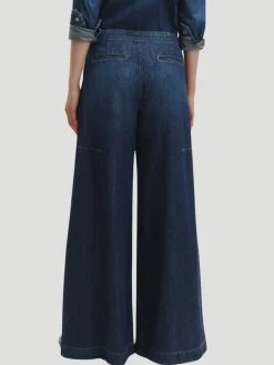 Lulu Lightweight Denim Jean