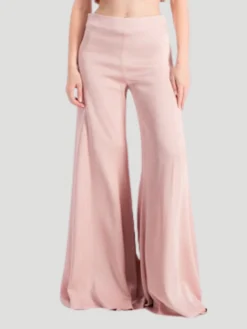 Sabrina Pant