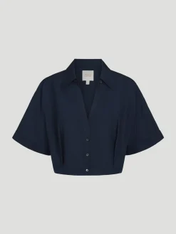 She Comes and Goes Again Short Sleeve Top in Navy