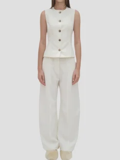Sleeveless Button Front Top in White