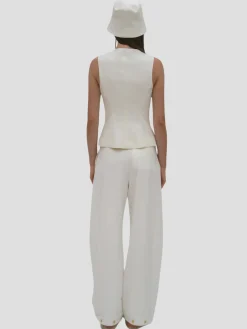 Sleeveless Button Front Top in White