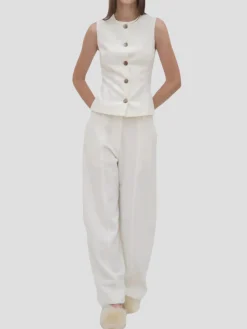 Sleeveless Button Front Top in White